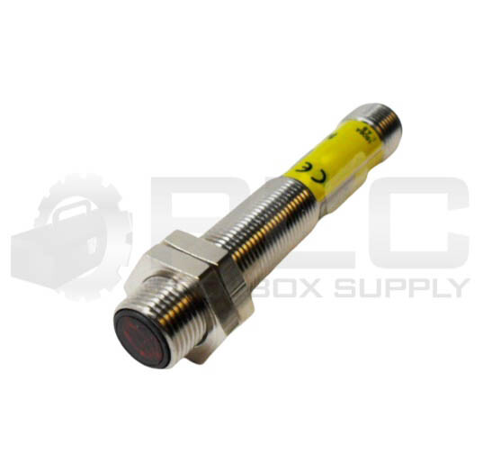 NEW BANNER M12PFF25Q8 PHOTOELECTRIC SENSOR 10-30VDC 77191
