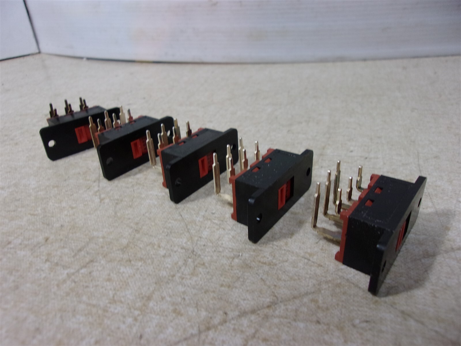 NEW Marquardt Voltage Selector Switch 115-220V, Lot of 5 *FREE SHIPPING*
