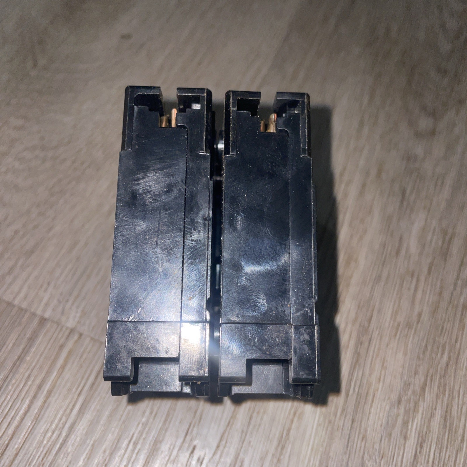 Eaton Cutler Hammer BR260NA 2 Pole 60 Amp Molded Case Circuit Breaker
