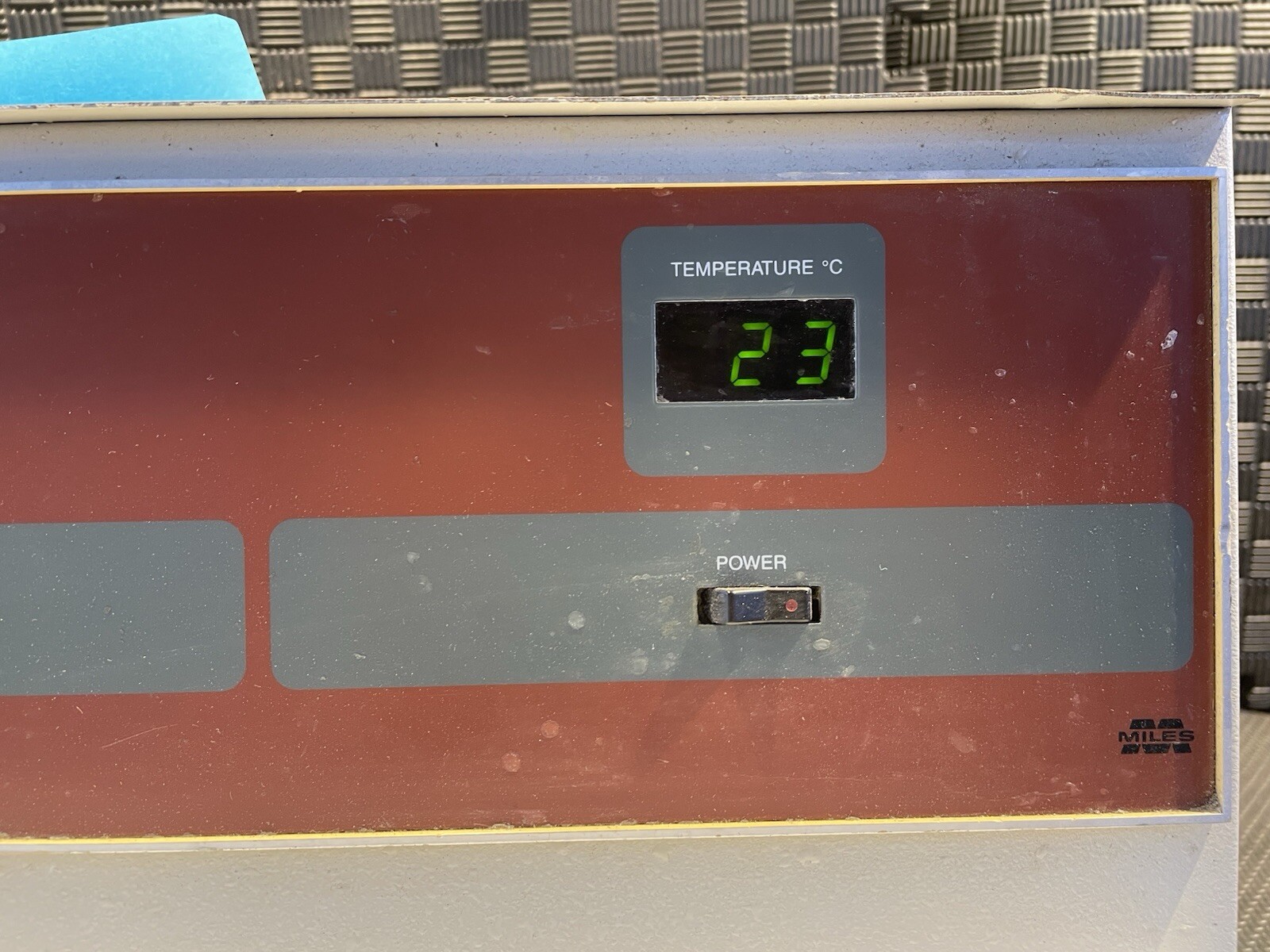 MILES Scientific Tissue-Tek Cryo Console 4587 – TESTED – In Working Order – A1