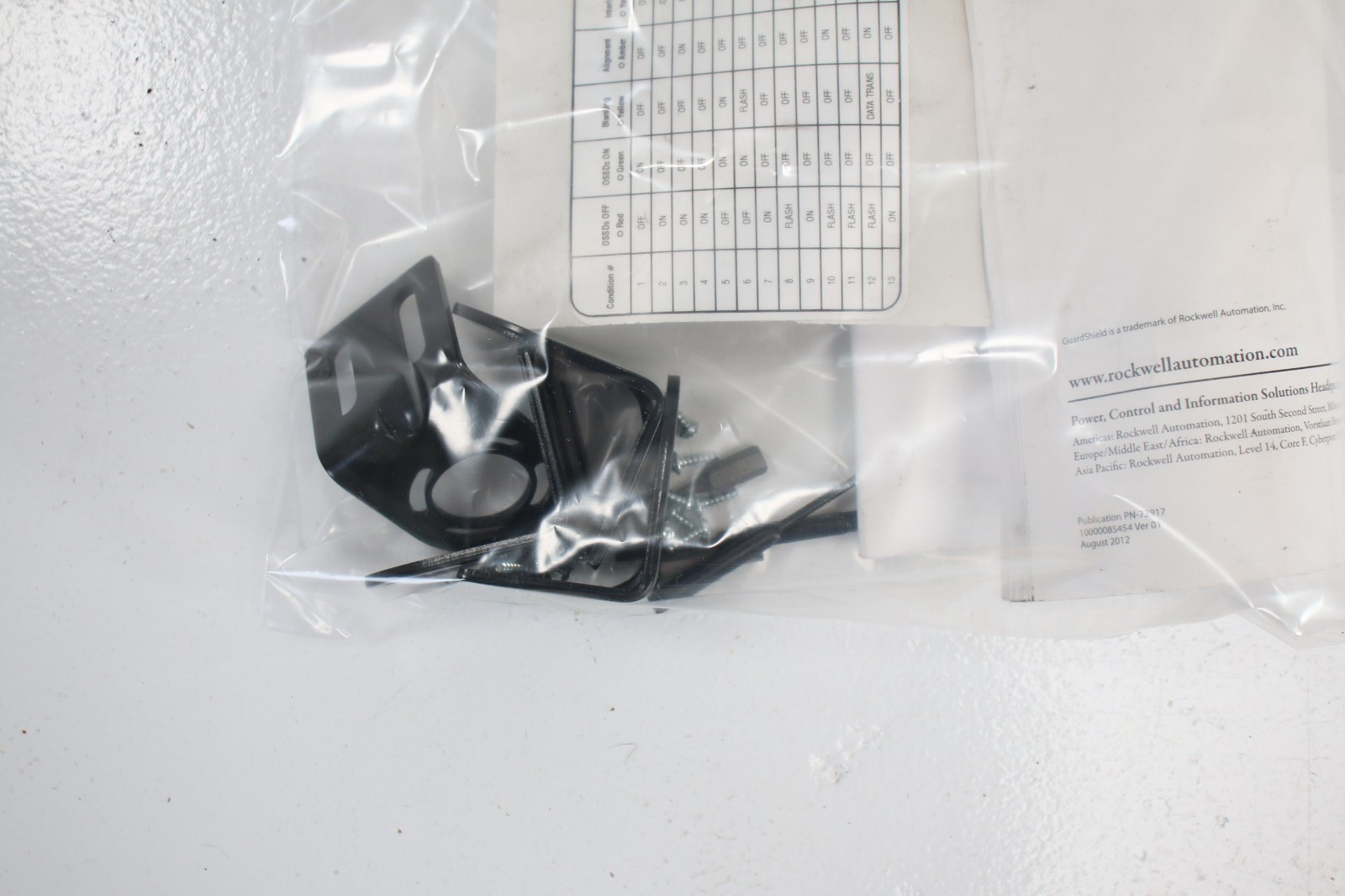 Allen-Bradley GuardMaster GuardShield Safety Light Curtain 440L-T4J0320YD