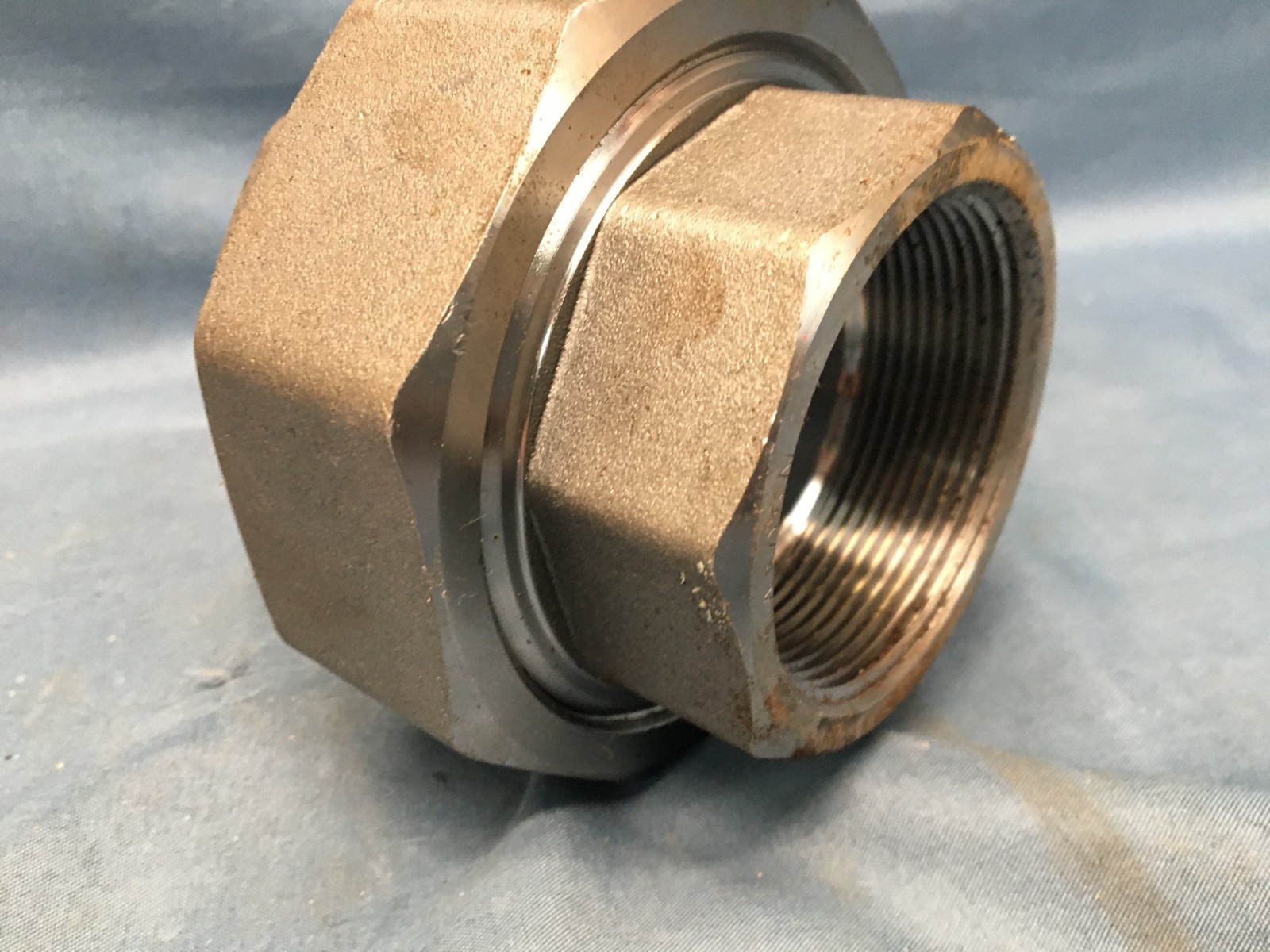 3M SP-83 Pipe Union Socket Threaded, 2″, SA105N, Stainless Steel
