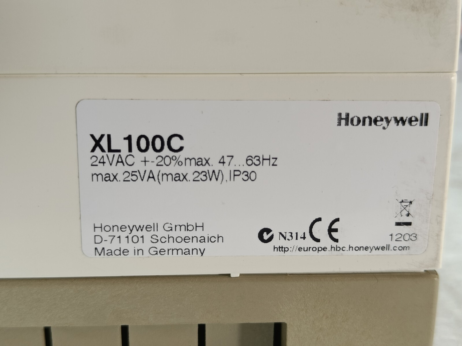 NEW HONEYWELL XL100C EXCEL 100C WITH C-BUS & MODEM INTERFACE