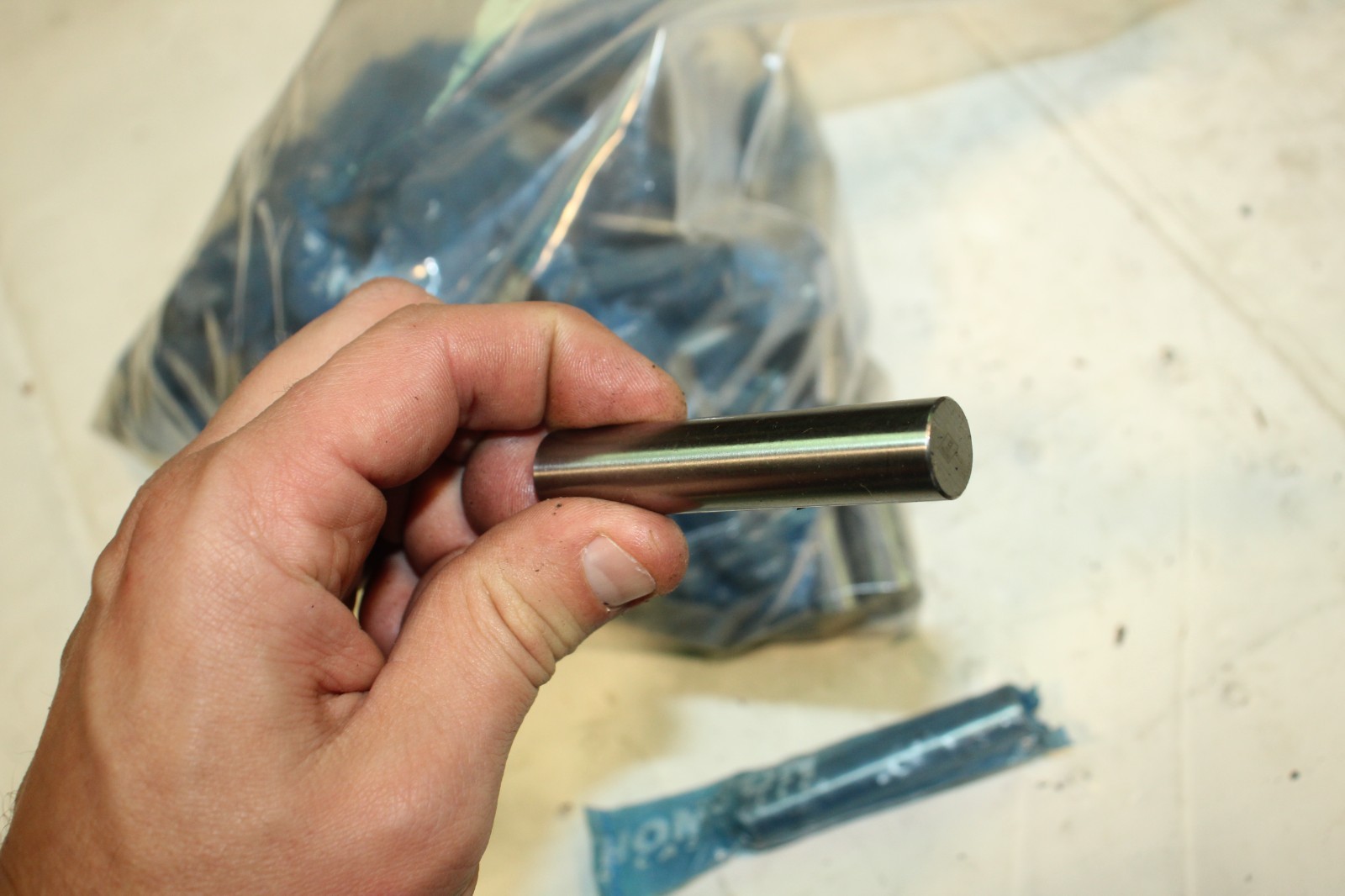 Lot of 60 Thomson 60 Case Linear Shaft 3″