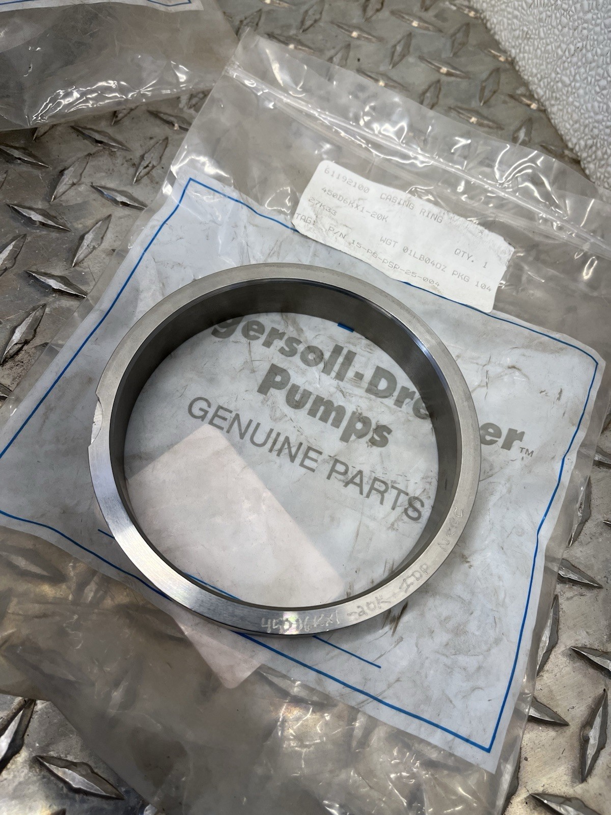 NEW INGERSOLL RAND 611921 CASING RING 450D6KX1-20K 27K33 15-PS-PSP-25-004