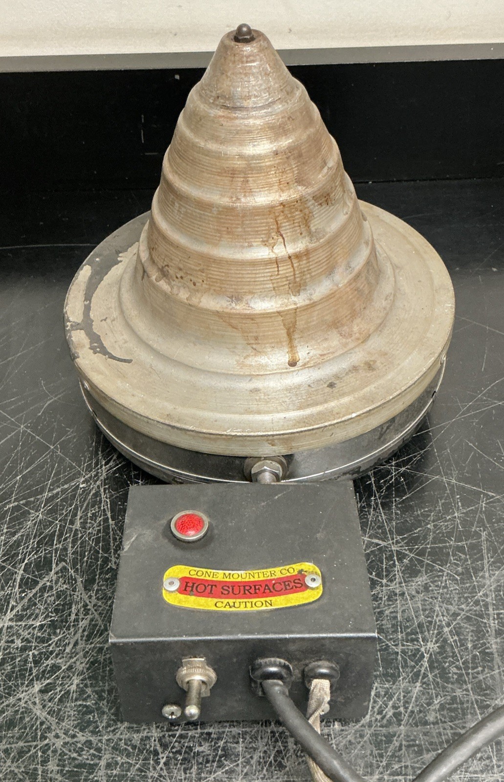 Cone Mounter Company Super Model