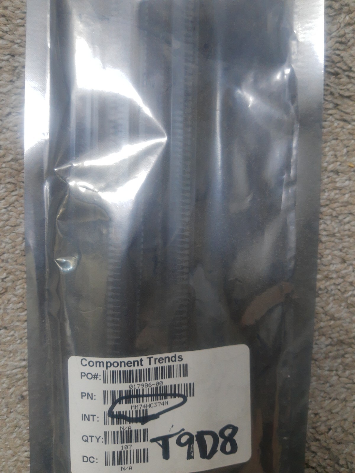 NEW LOT of 100 Onsemi Flip Flop IC Circuit Chip 8-Bit D-type # MM74HC374N