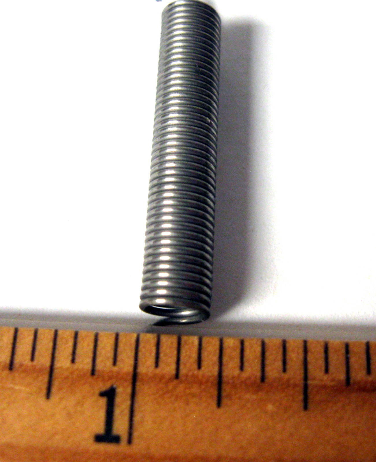LOT OF 27 SMALL METAL BULK STEEL COIL COILED SPRINGS 3/16″ x 1 1/16″