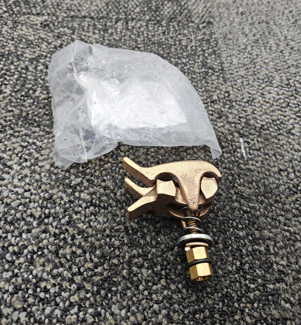 BURNDY UCT32HN: 4/0 AWG Tap Connector 50092924 Parallel Groove Clamp