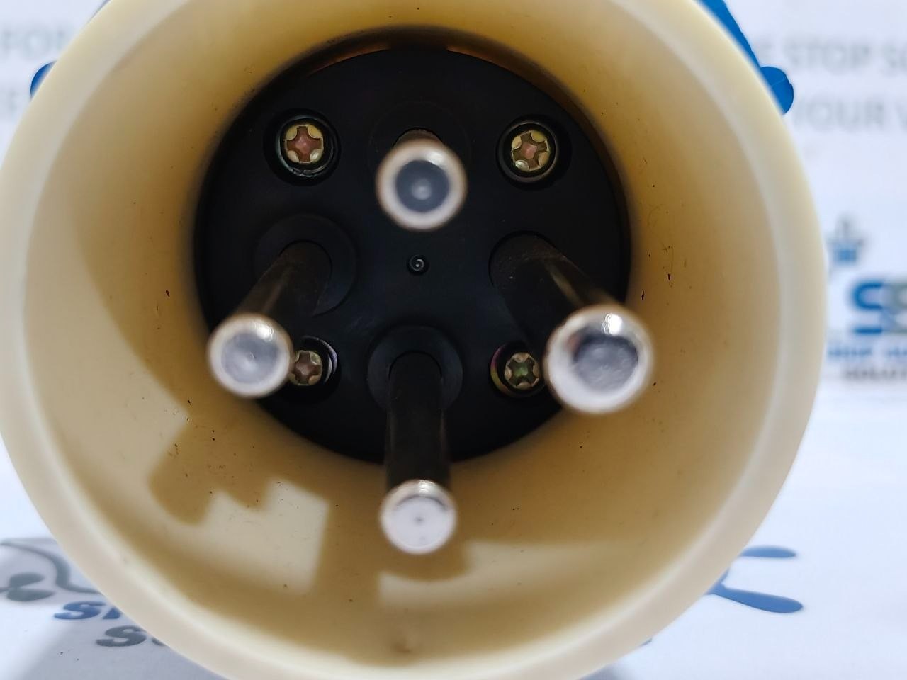 Marine W.T. Plug P12-3B 200-250VAC IP56 16/20A-9h