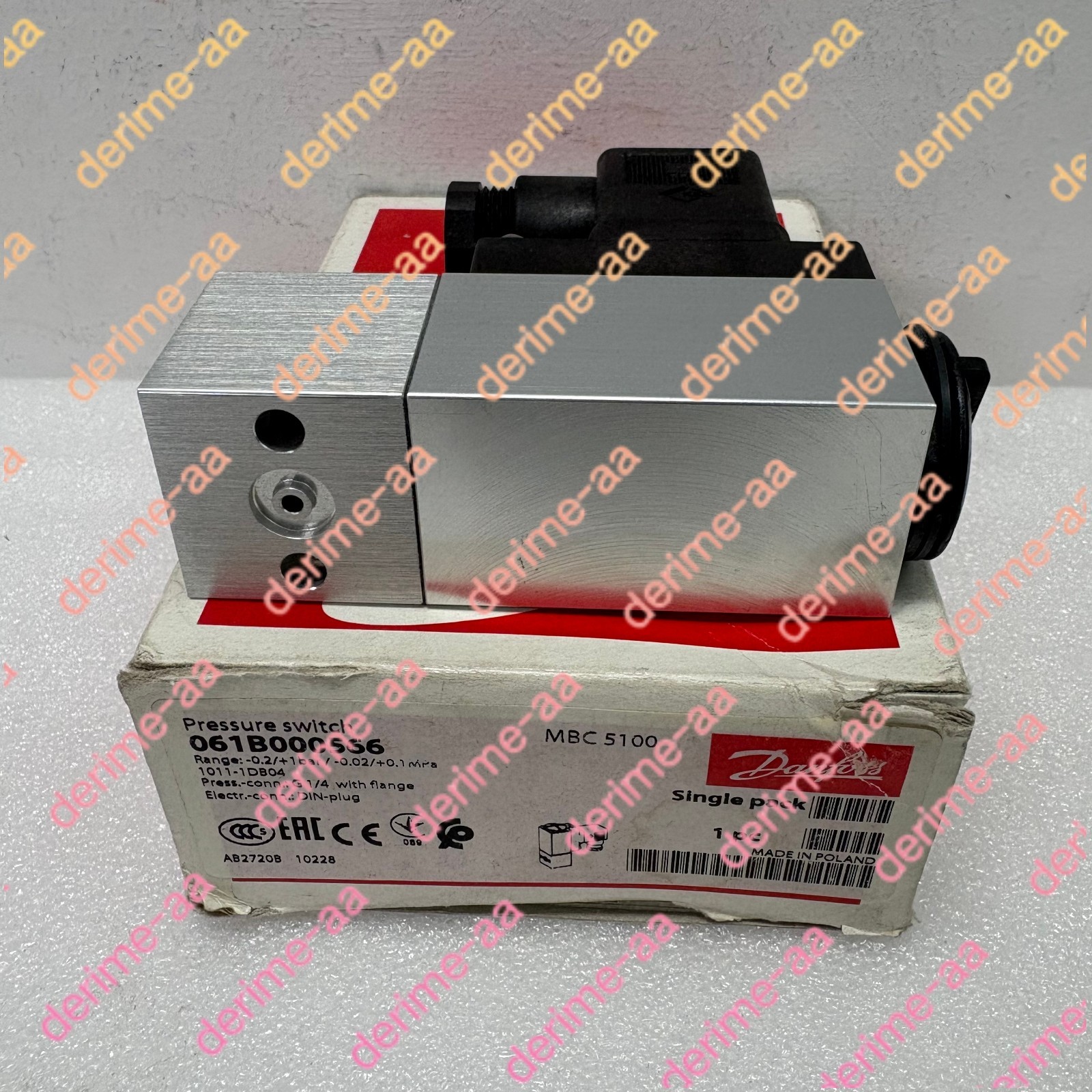 Danfoss MBC5100 1011-1DB04 061В000566 pressure switch#1pcs new in box