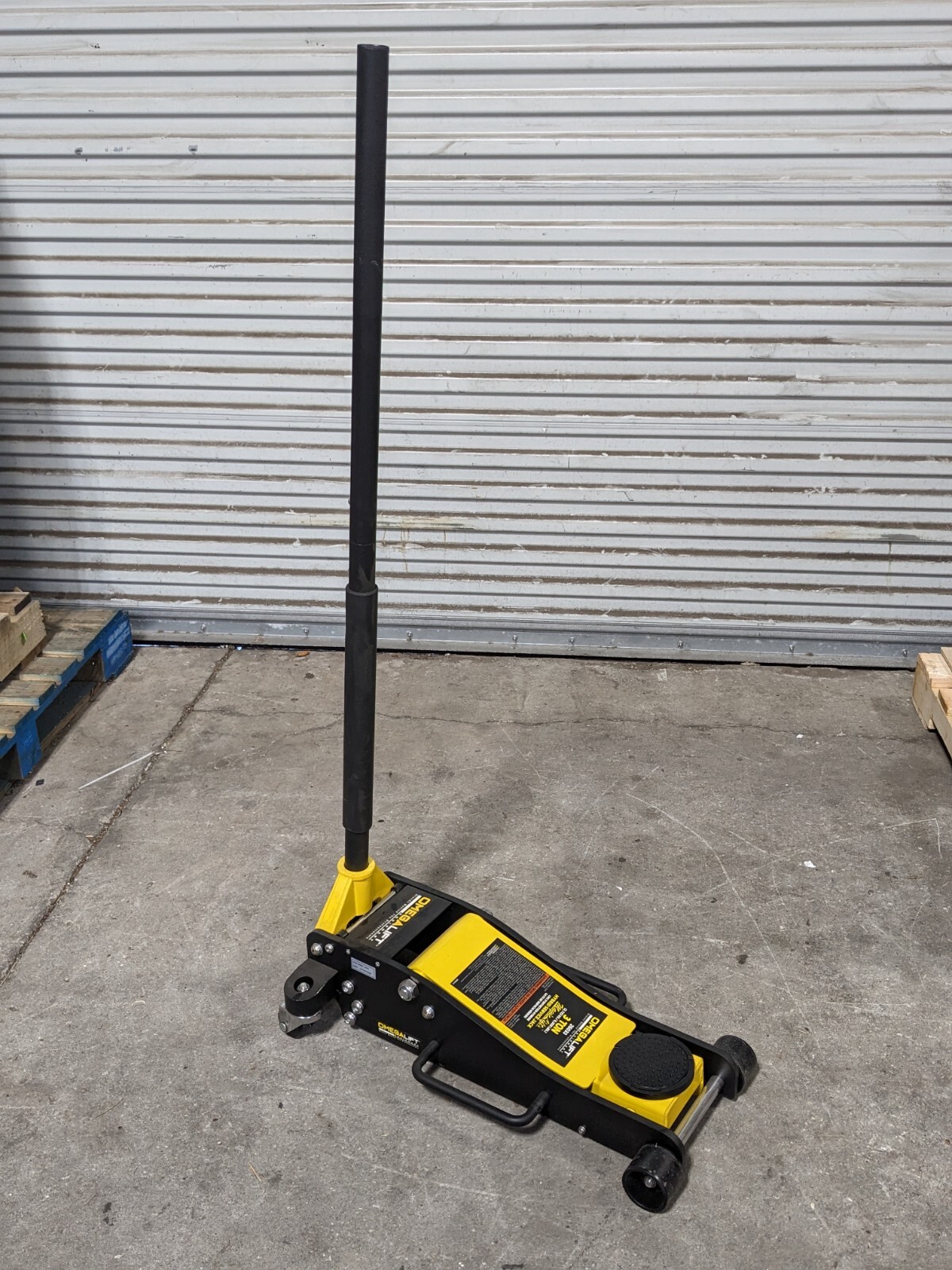 Omega Lift Magic Lift Hybrid Hydraulic Service Jack 3 Ton Capacity 26033