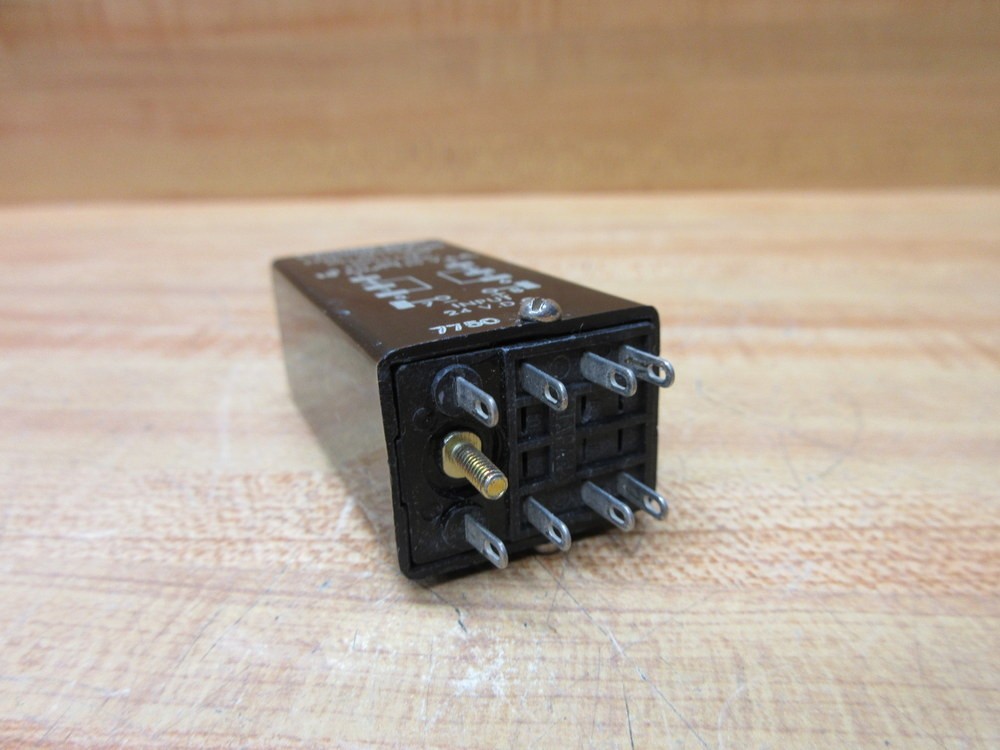 Struthers Dunn 282XBX-100 Time Delay Relay 282XBX100