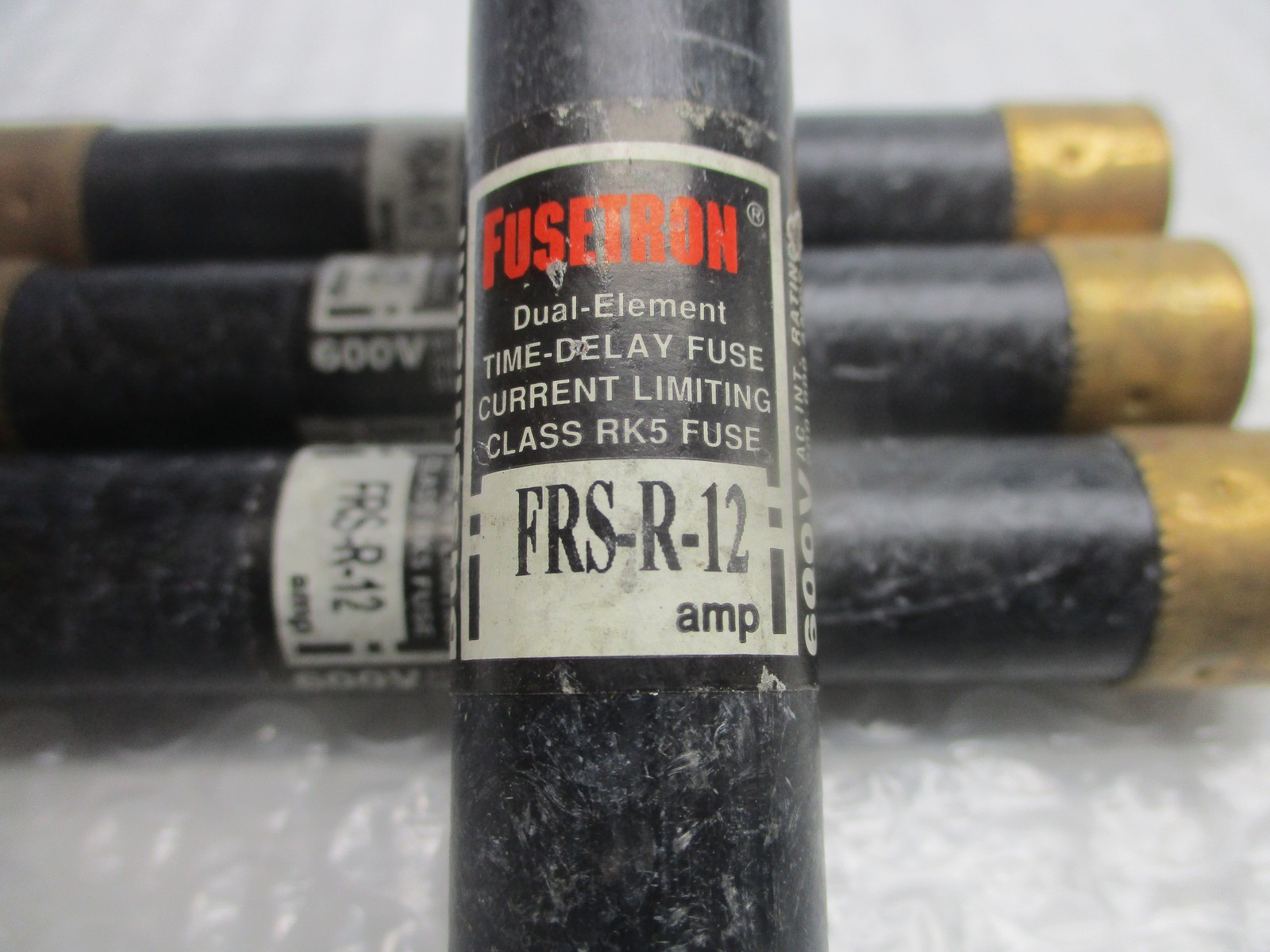 FUSETRON FRS-R-12 FUSE BLACK LOT OF 4 NSNP
