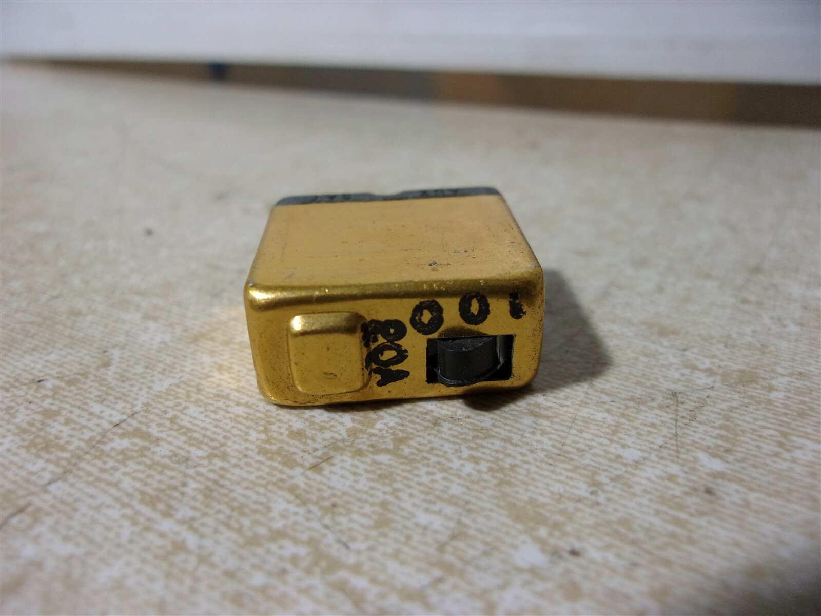 20A 20-Amp Metal Circuit Breaker Fuse *FREE SHIPPING*