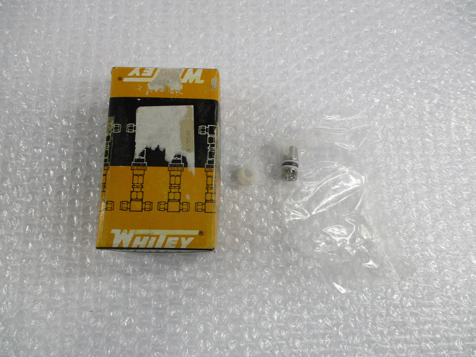 WHITEY SS-9K-5PD SEAL KIT LOT OF 4 NSMP