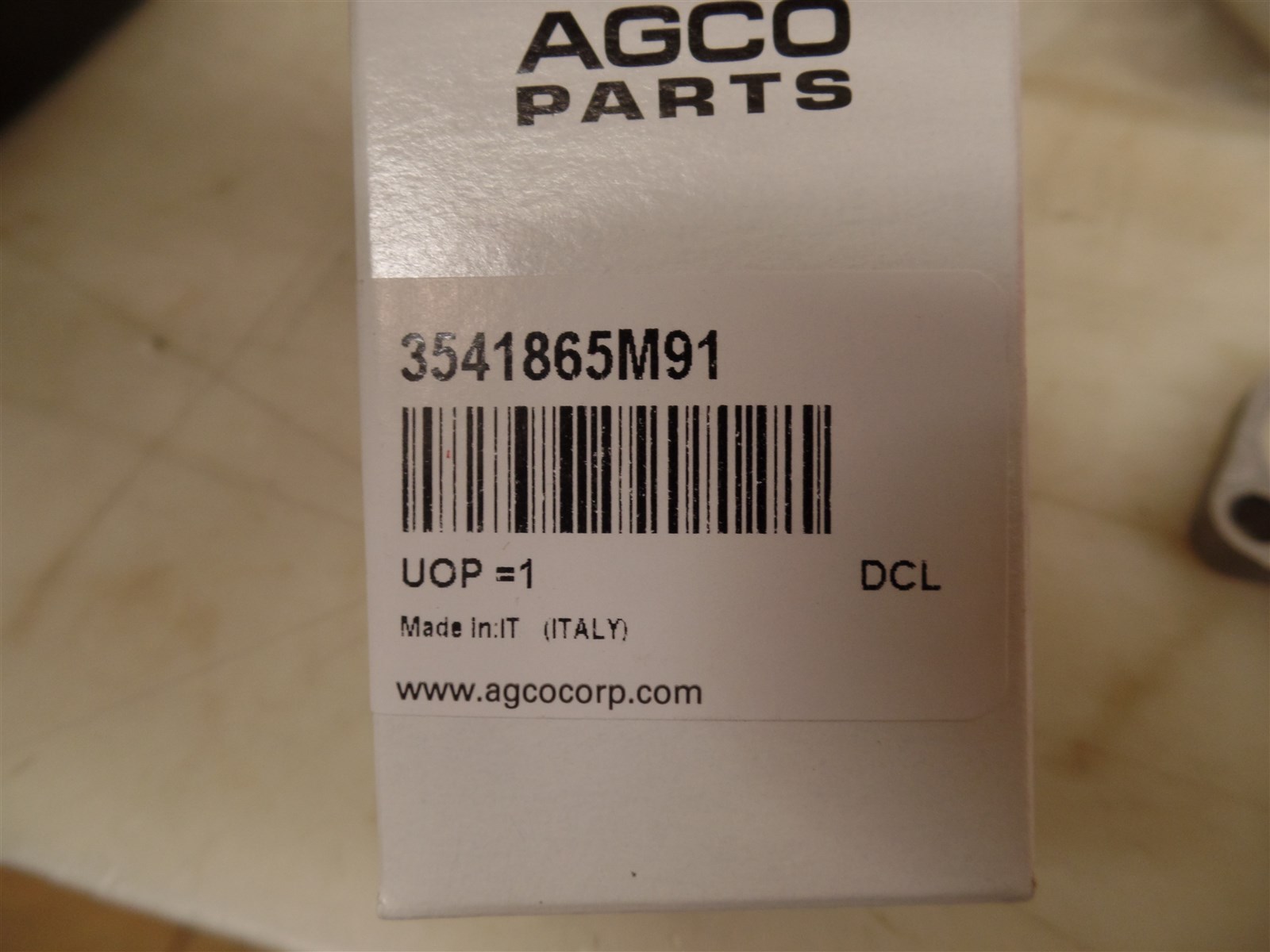 3541865M91 TUBE AGCO MASSEY FERGUSON TRACTOR MF374/6560F, 85
