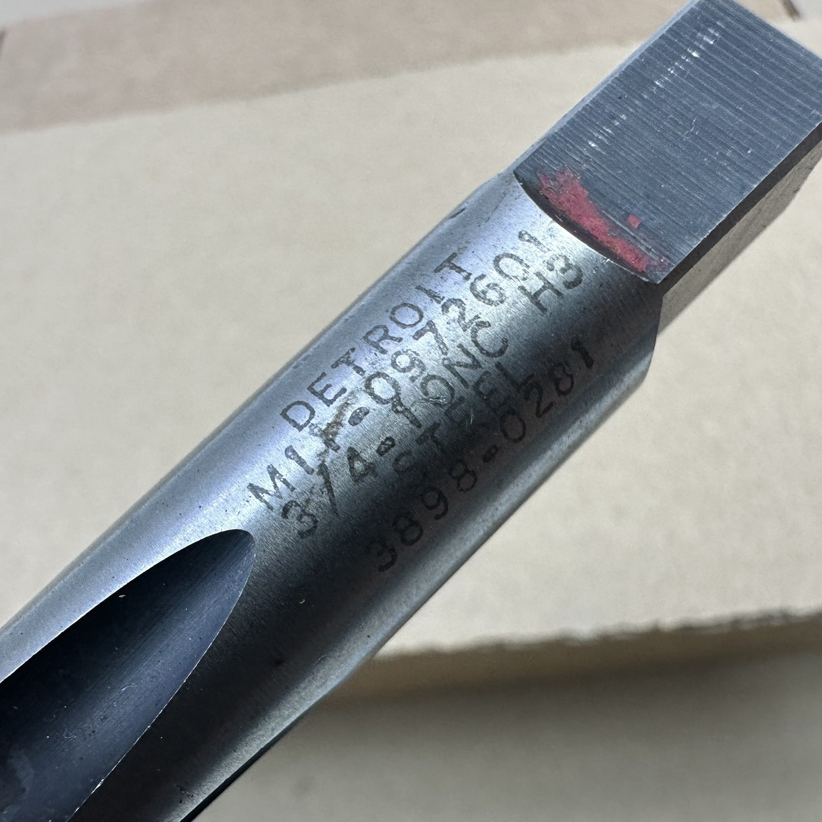 Detroit M11-0972601 – 3/4″-10 NC H3 Bottoming Hand Tap 4 Flute Nice Shape