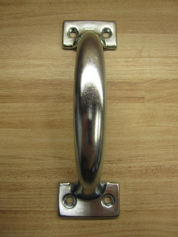 Stanley 81-0590 Door Pull SP482 7-7/8″