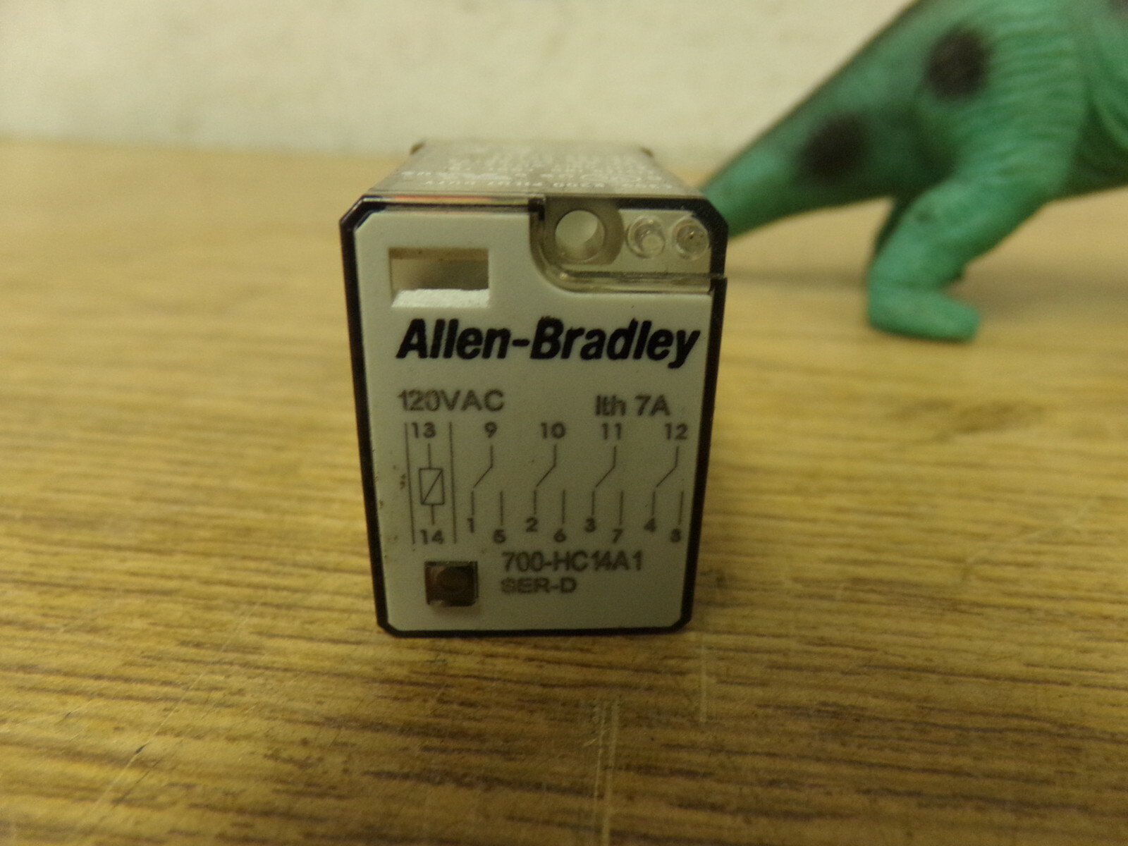 Allen Bradley 700-HN103 700-HN104 700HN128 Relay *FREE SHIPPING*