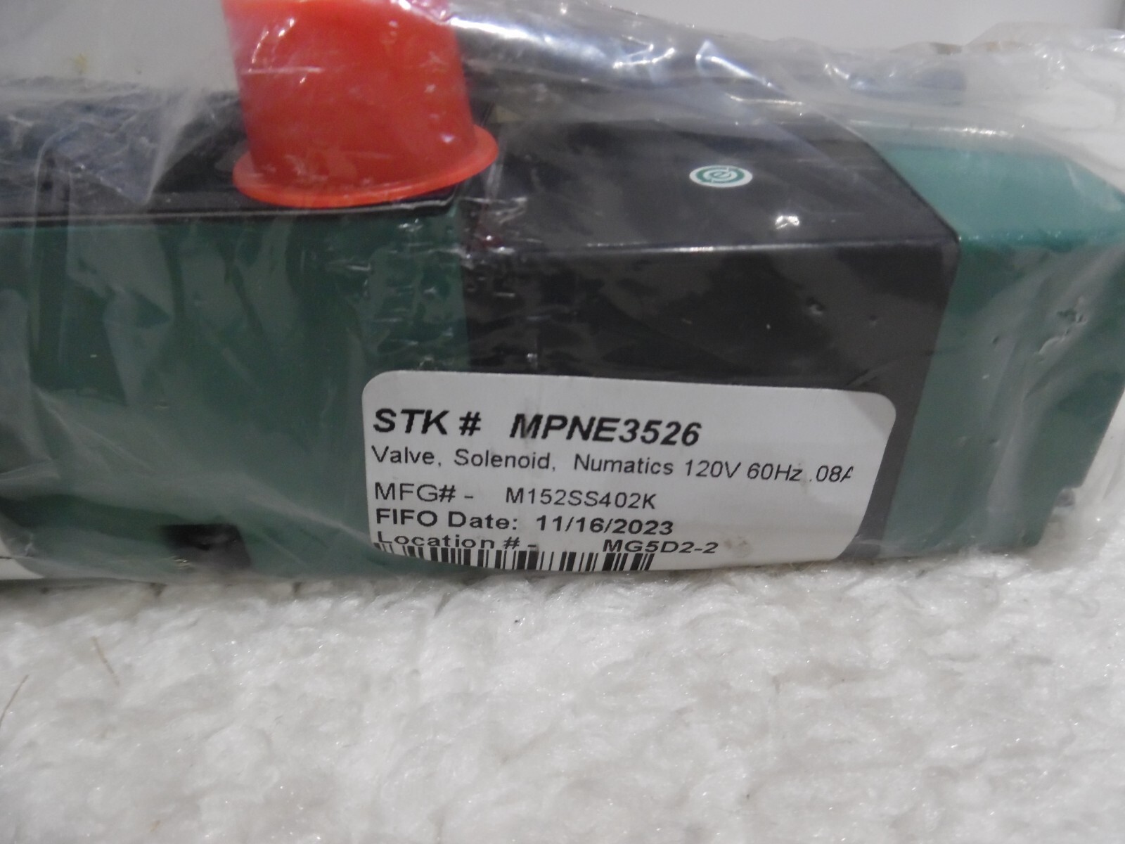 New NUMATICS 152SS402K000030 110-120V .12A 150PSI 4 WAY 2 Position (5/2) Detent