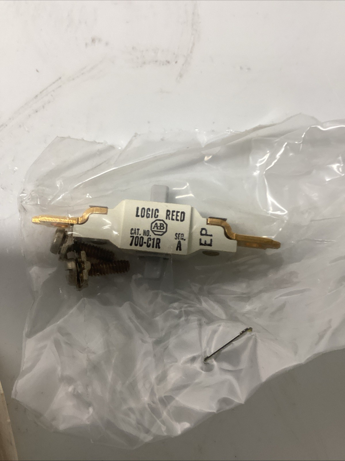 ALLEN BRADLEY 700-C1R Series A Logic Reed Cartridge U-491