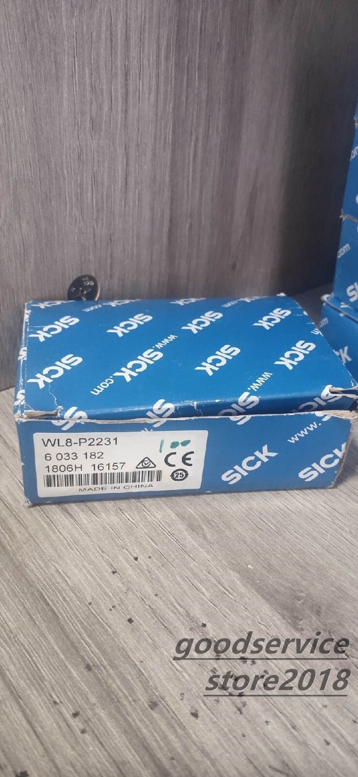 1PC SICK NEW WL8-P2231 PLC REFLEX PHOTOELECTRIC SWITCH