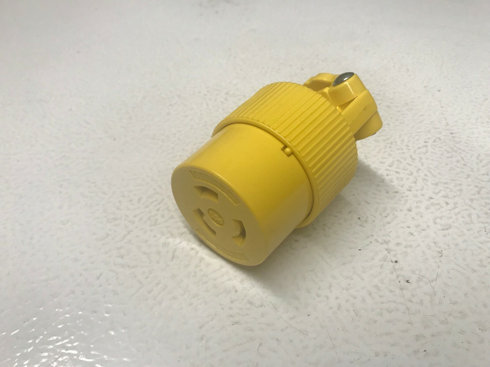 (QTY.6) Pass and Seymour L5-20 Turnlok Female Plug 20 Amp 125 Volt