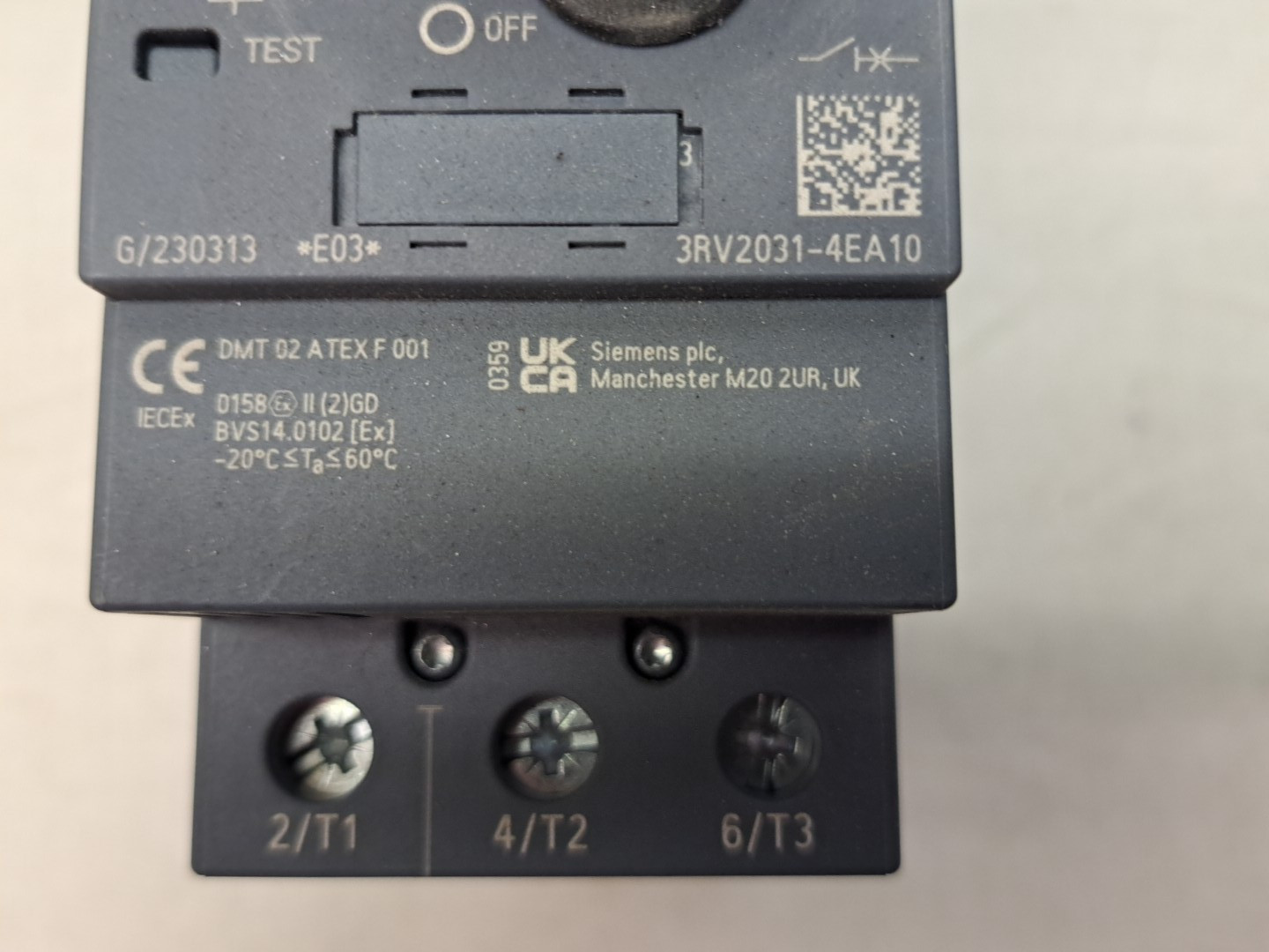 SIEMENS 3RV2031-4EA10 SIRIUS series motor starter protector NEW, no box