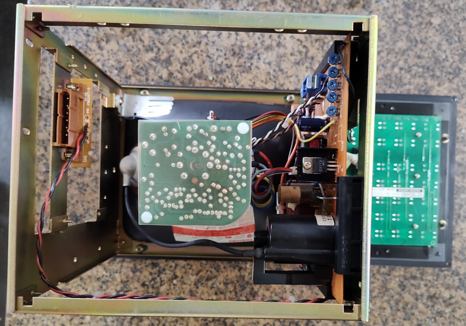 TOTOKU ELECTRIC MODEL MDT947B-1A MONITOR TOSHIBA E8069PDA
