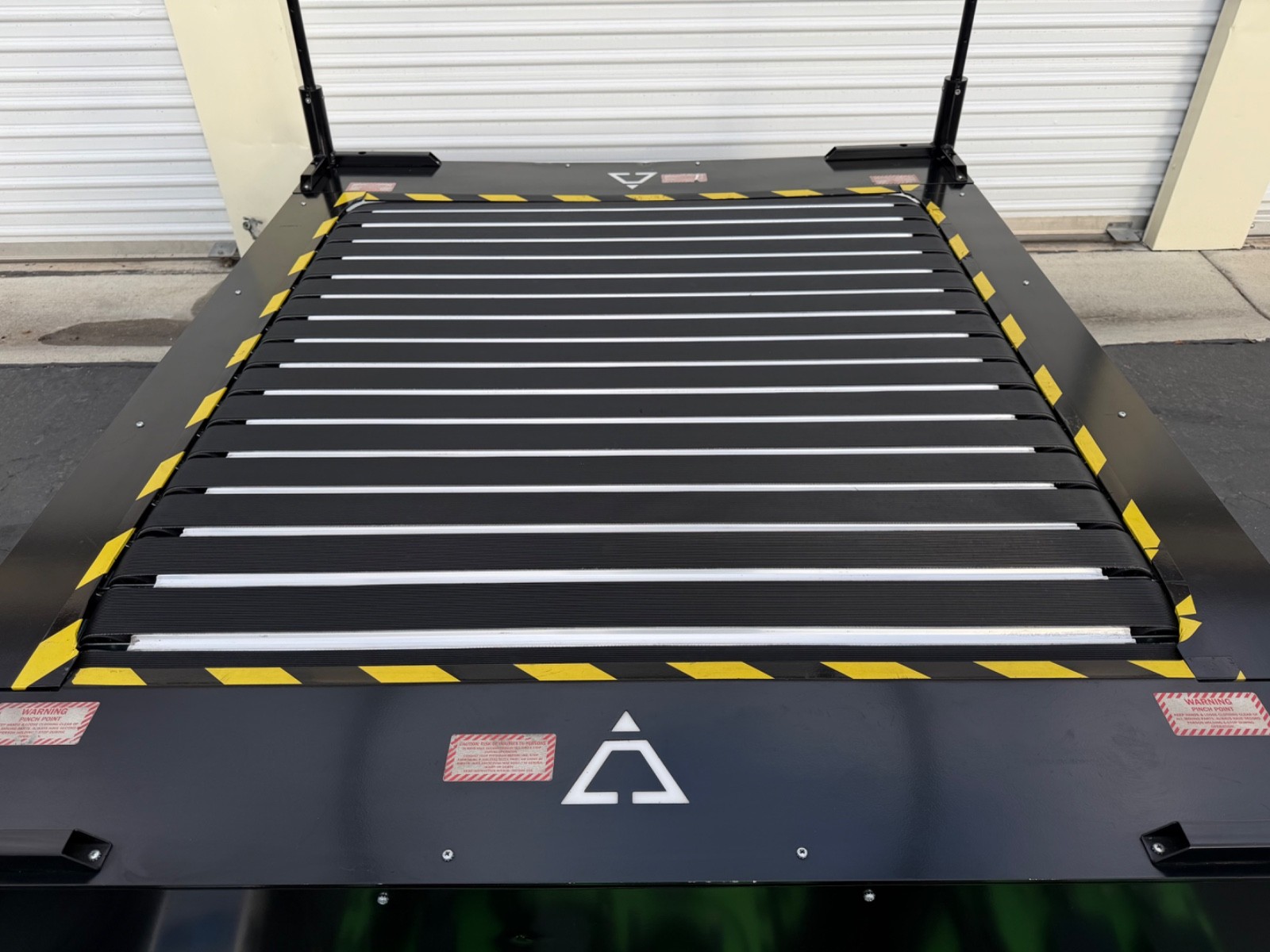 INFINADECK 4×4 Omnidirectional VR Treadmill Enterprise Industrial System