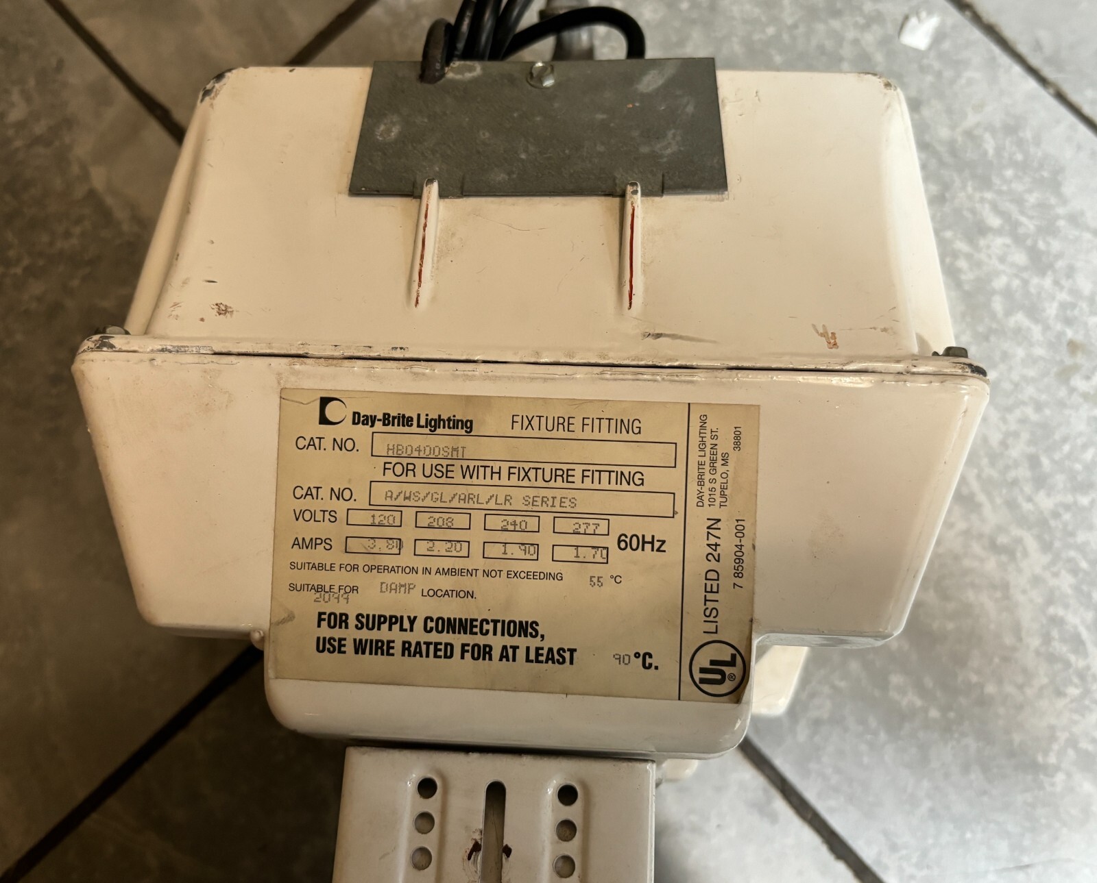 Day-Brite Lighting HB0400SMT Fixture Fitting with HID AA16 Fixture Fitting