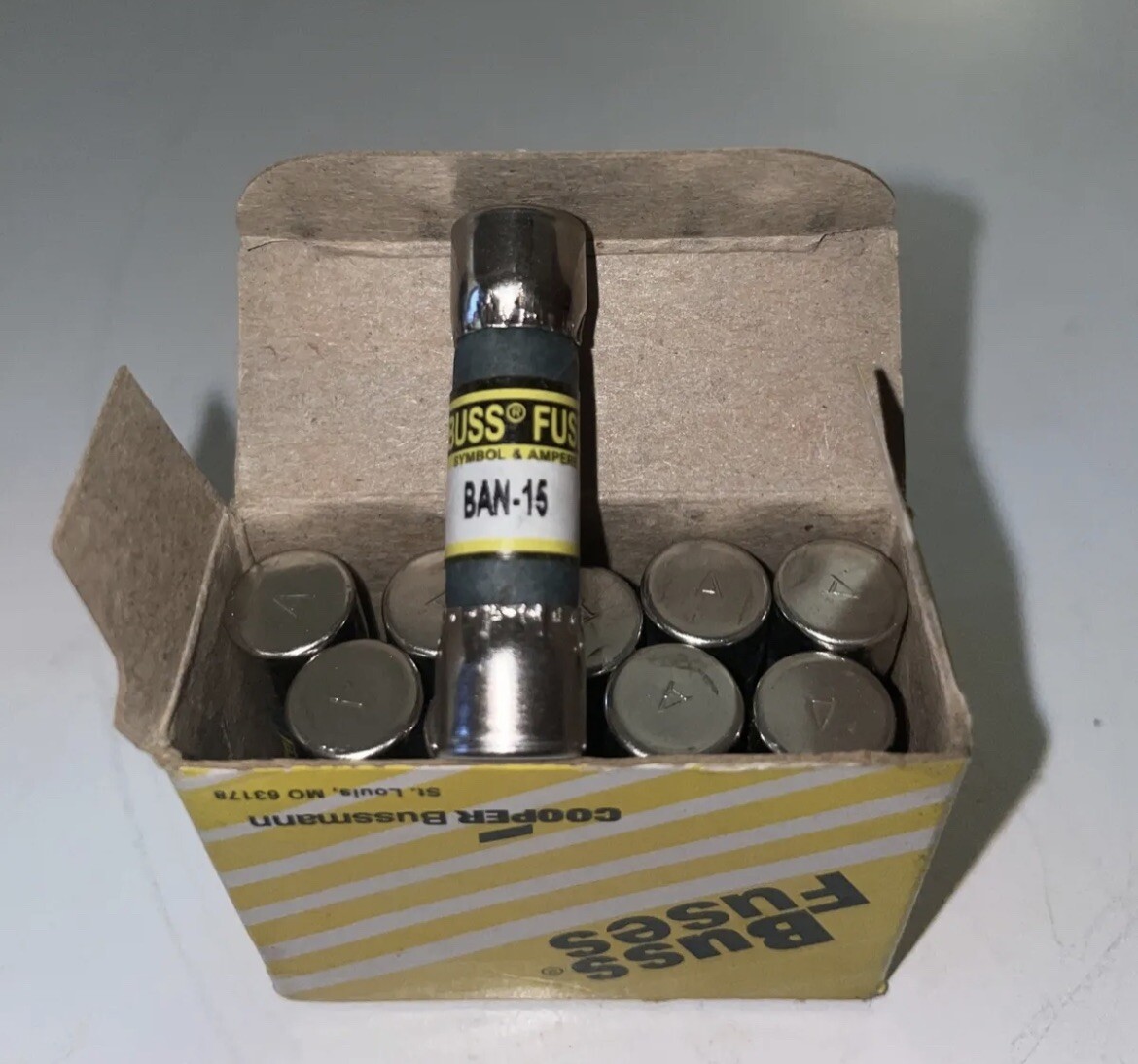 New Box Of Cooper Bussmann BAN-15 Miniature Fuse BAN 15 Amp New Box of 10 Fuses