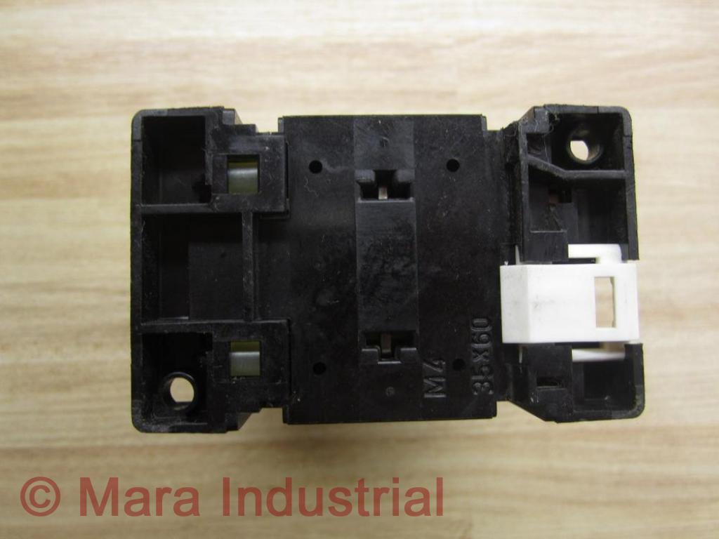 Klockner-Moeller DIL-00-A-M-G-24VDC Contactor