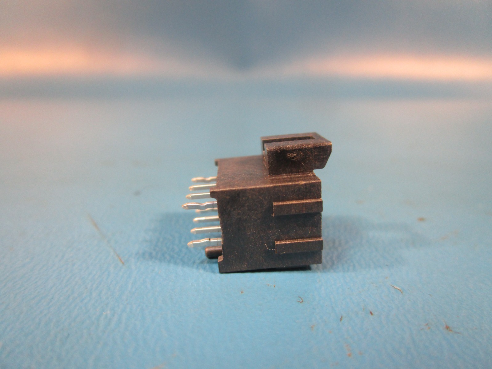 LOT OF 17 Molex 1722981208, Ultra-Fit Vertical Header, 3.50mm Pitch, Dual Row