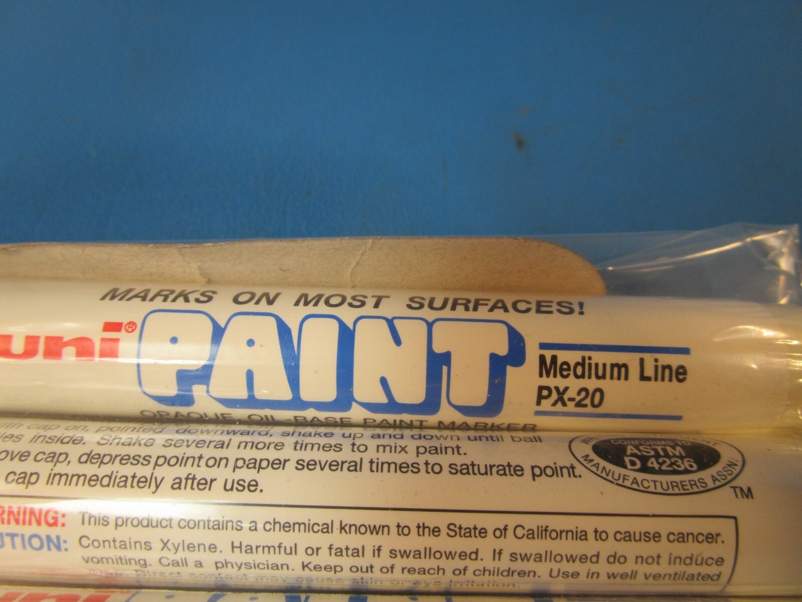 LOT OF 4 UNI-PAINT MARKERS PX-20 Green 63604 Medium Line Oil Base Permanent Pain