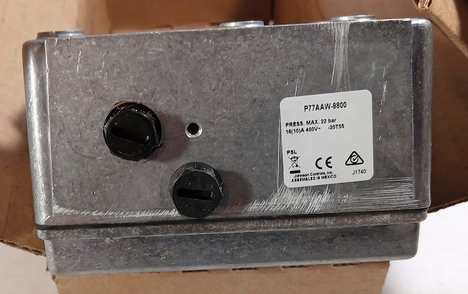 1 NEW JOHNSON CONTROLS P77AAW-9800 PRESSURE CONTROL SWITCH NIB/NNB *MAKE OFFER*