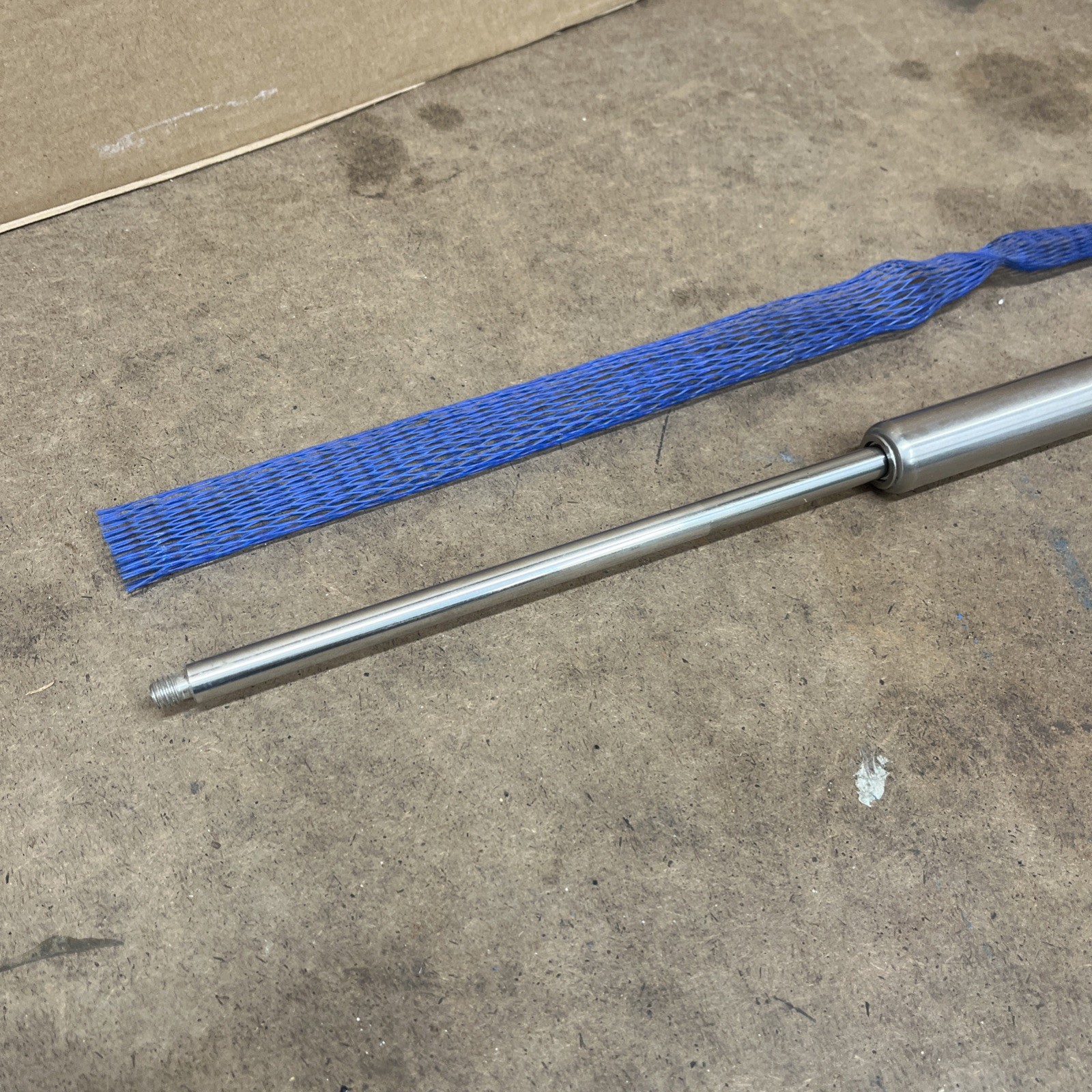 Bansbach easylift Gas Spring H0N0N-42-200-463/50LBS (224N) New