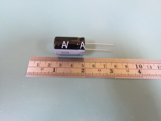 ARCOTRONICS/KEMET ESG226M450AM1AA Qty of 40 per Lot EL RAD P7.5 22UF 450V 16X25