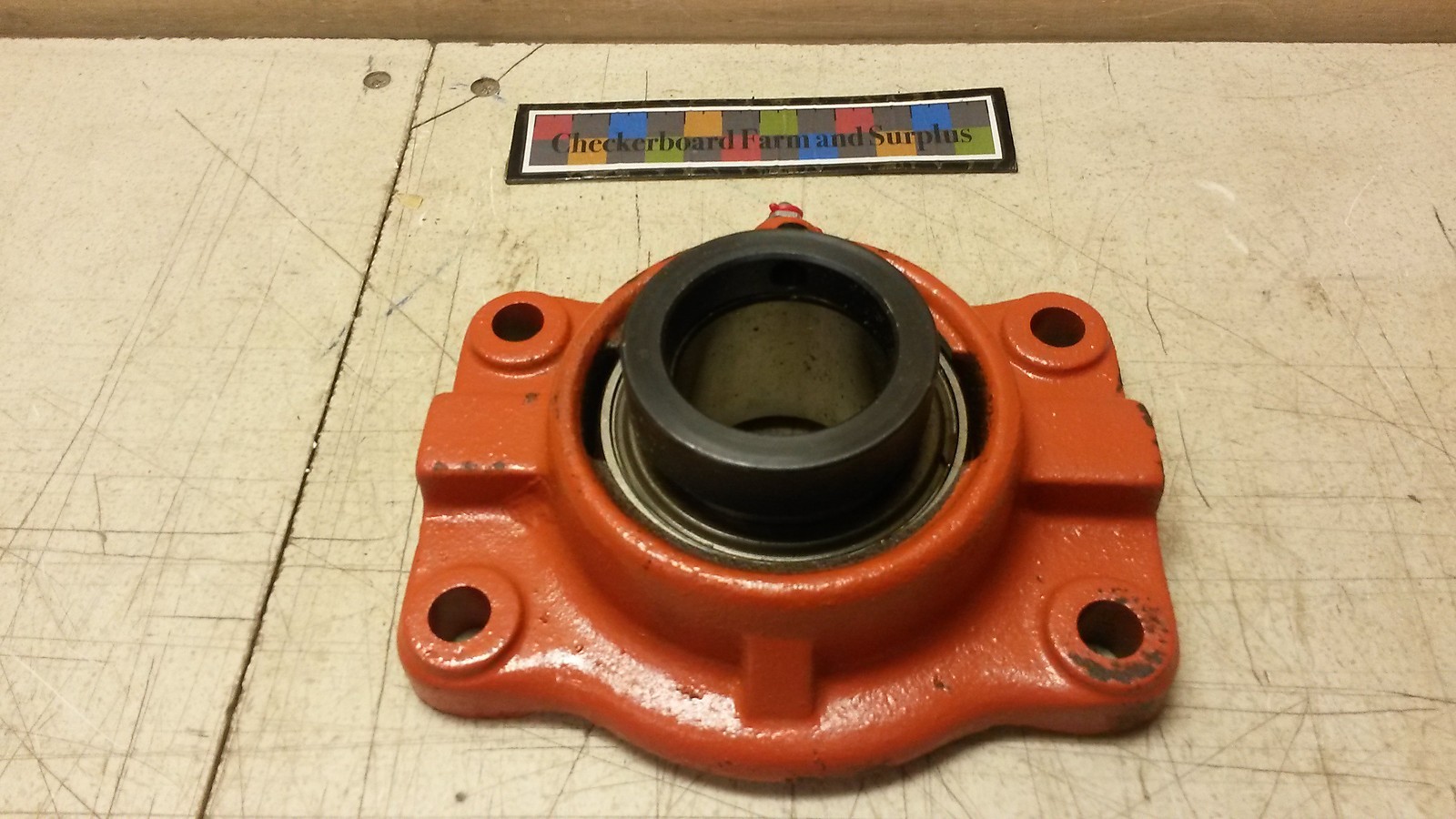 NOS 2″ Universal Engineering 4-Hole Flange Ball Bearing Unit B711A16