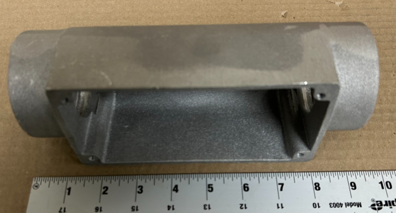 Electro Motive Receptacle 2″ Thru Hub EMD 8038031