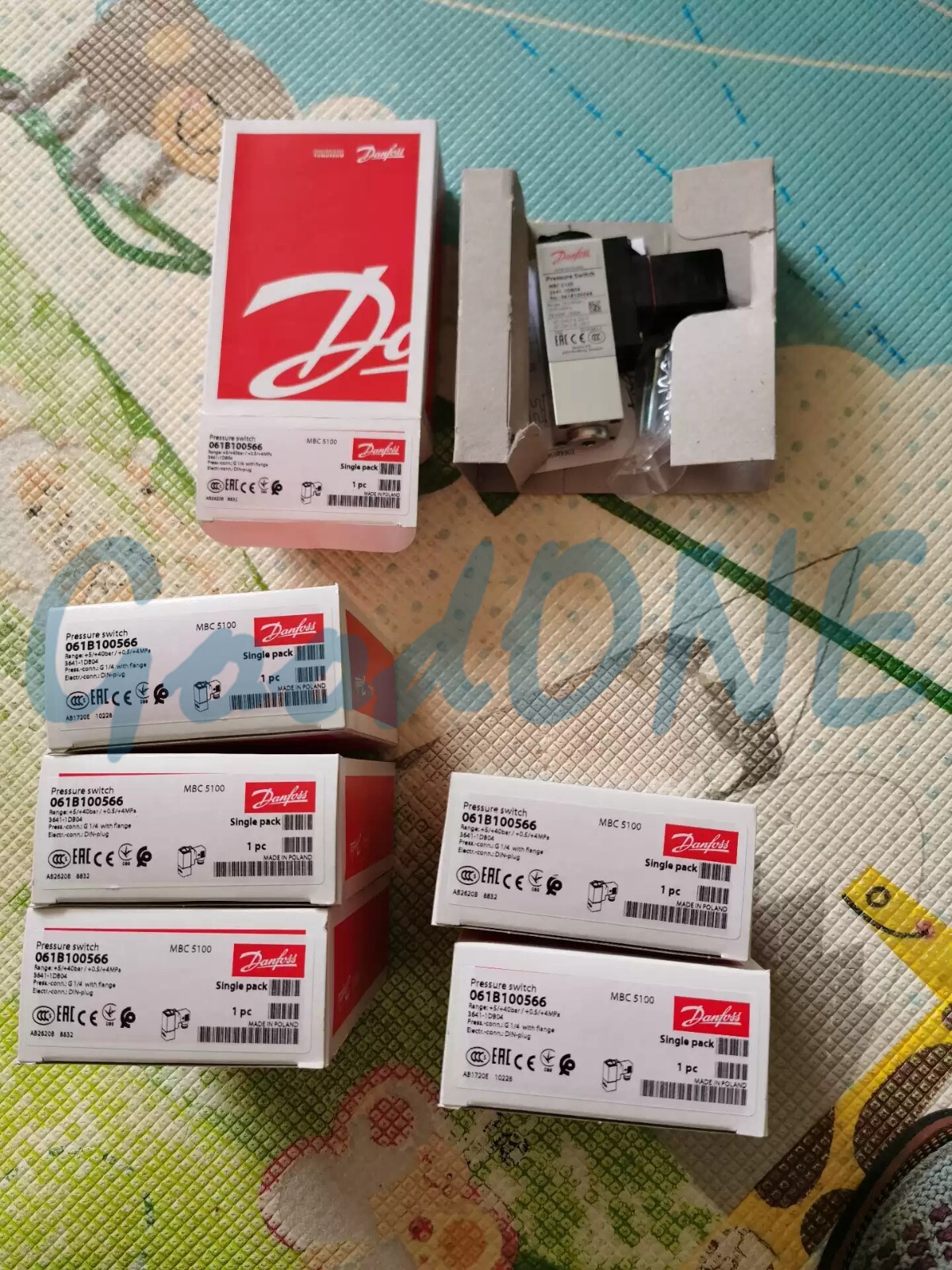 1PC New Danfoss MBC5100 Pressure Switch 061B510266 40~400BAR