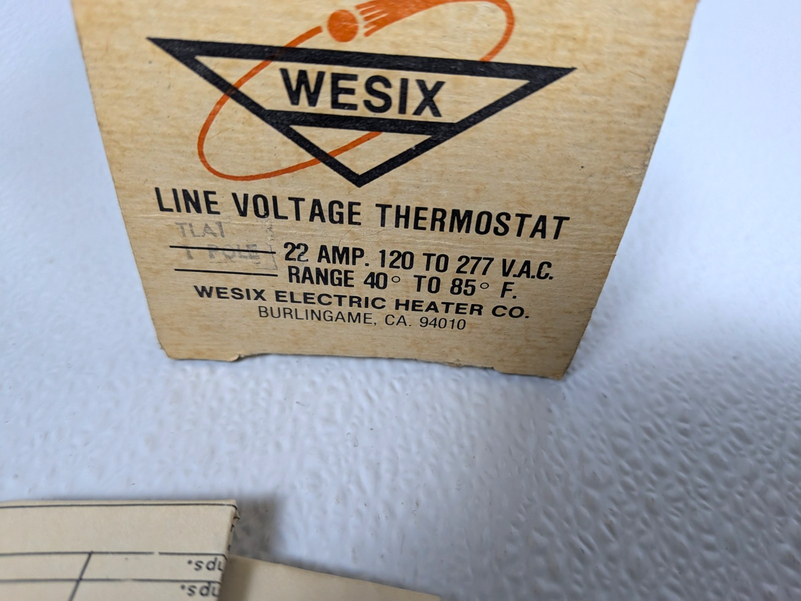 Vtg Wesix Line Voltage Gold Tone MCM Thermostat 22 Amp 120 to 277 VAC TLA1 NOS