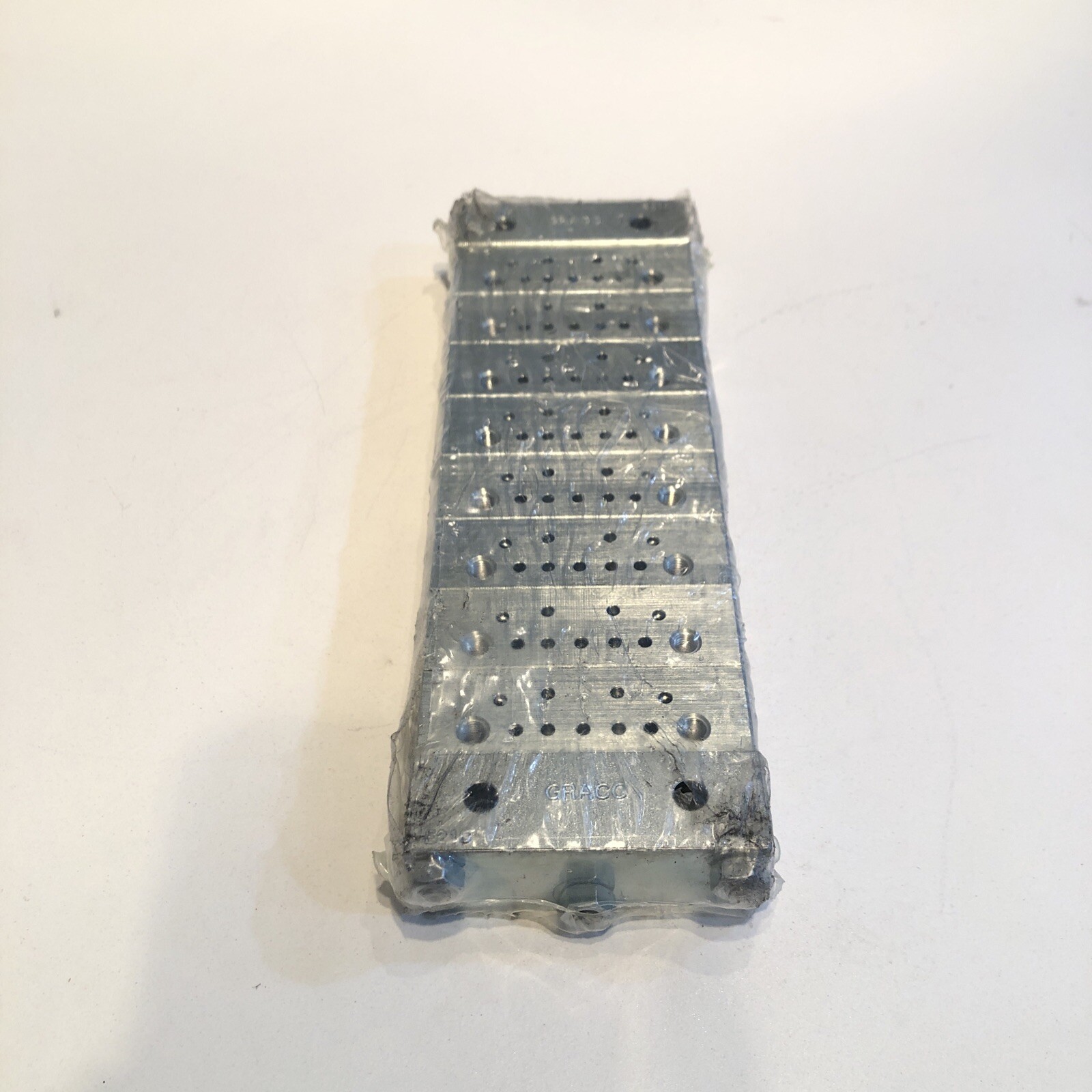 Graco 24G490 Trabon MSP Series Base Plate