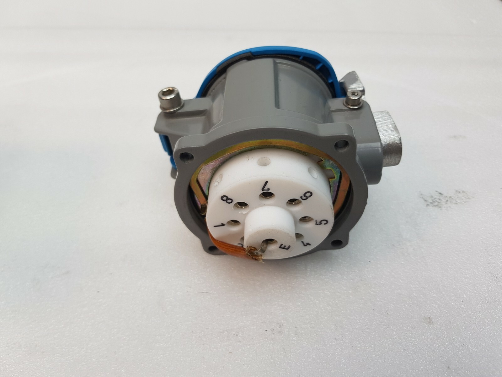 ISV type dn 9c Marechal Multicontact connector