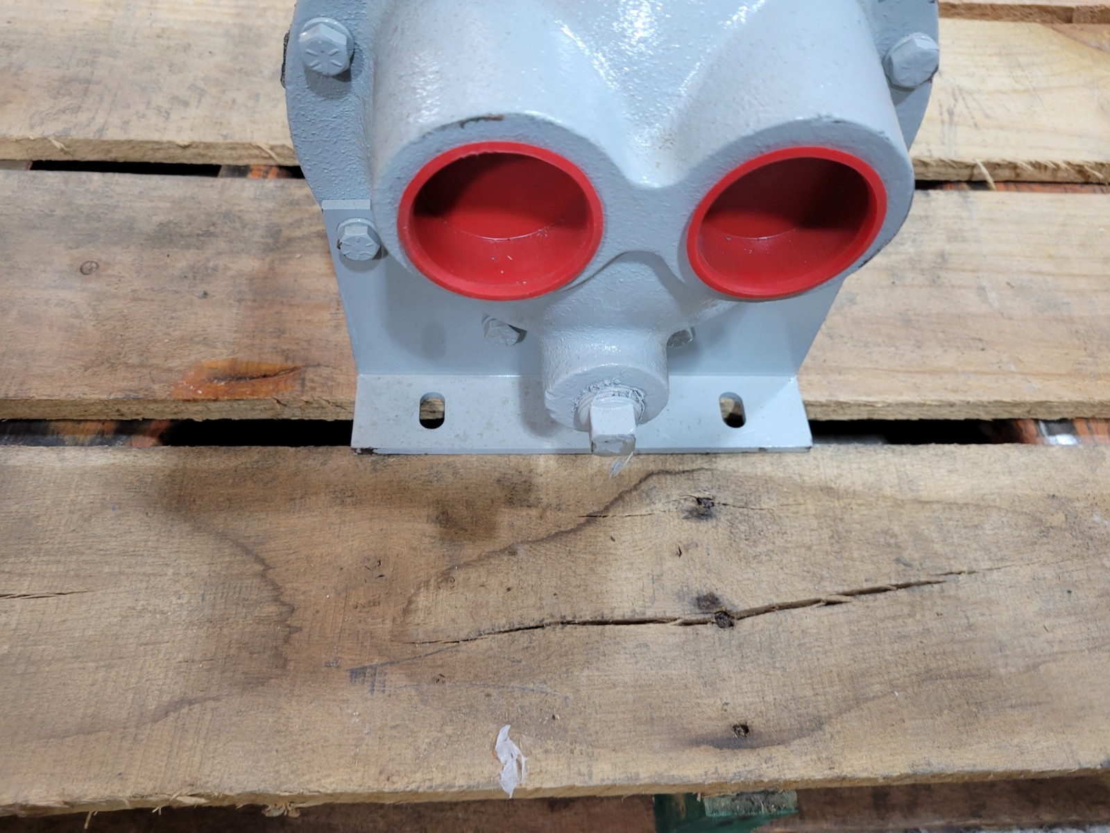 American Industrial AB-1204-B4-FP-STS Heat Exchanger.