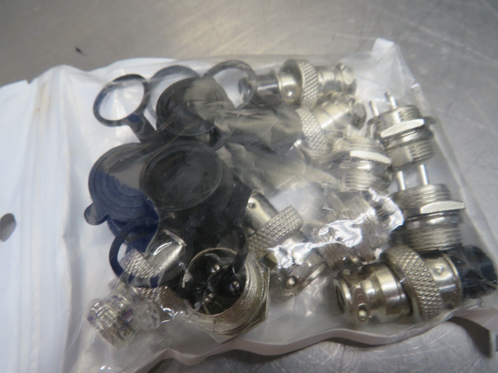 X00140SFGH Aviation Connector Plug Lot of 5!