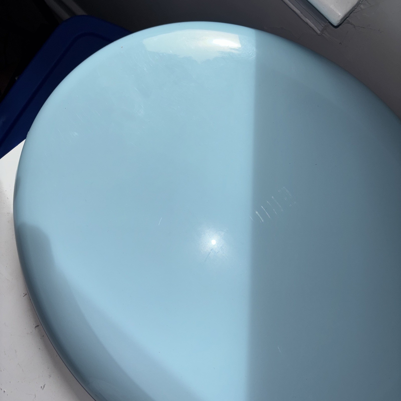 Bemis 200SLOWT 024 Round Slow Closure Toilet Seat Twilight Blue NEW Read Descrip
