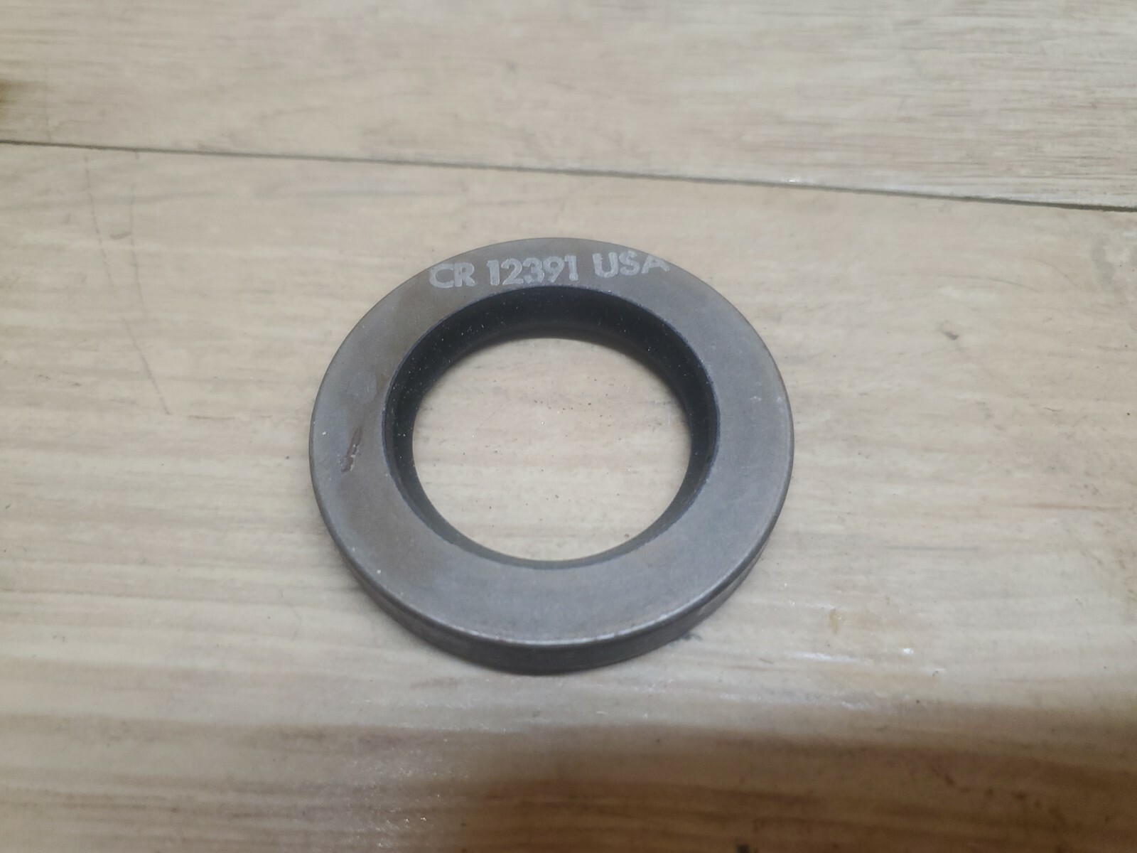 Lot (4) CR (SKF) Radial Shaft Seal 12391