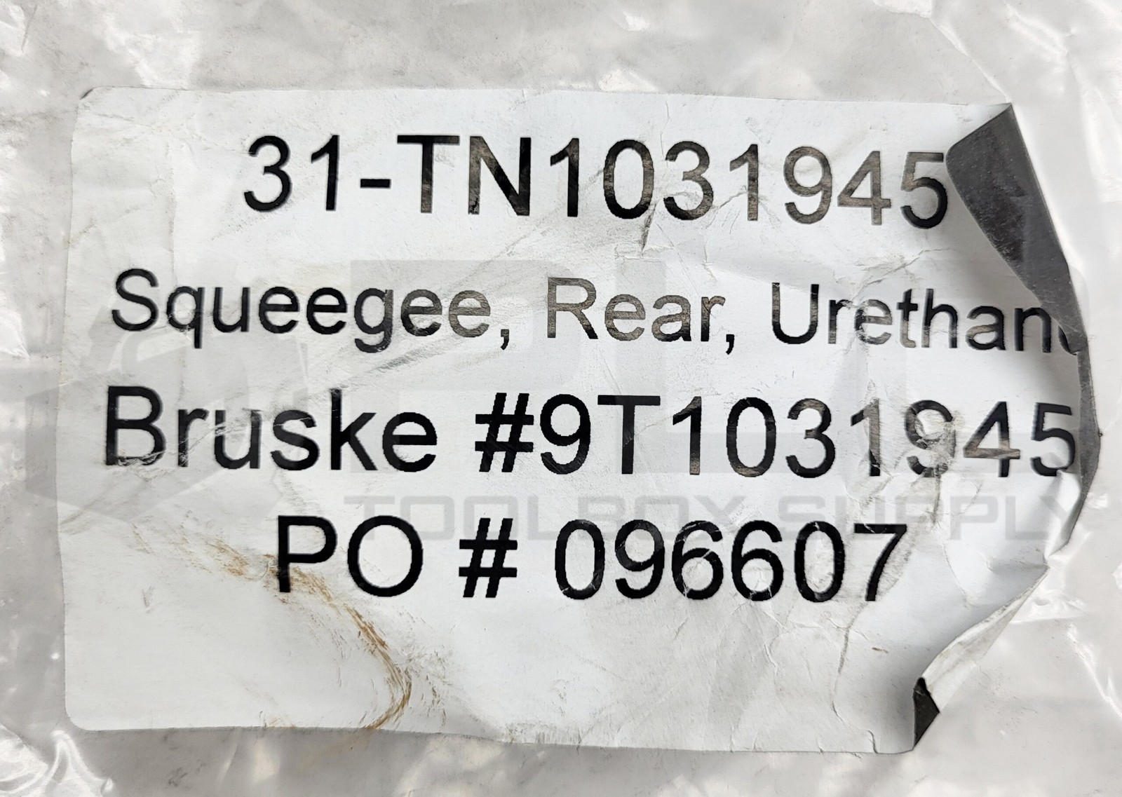 NEW TN1031945 SQUEEGEE REAR URETHANE APPROX 3FT
